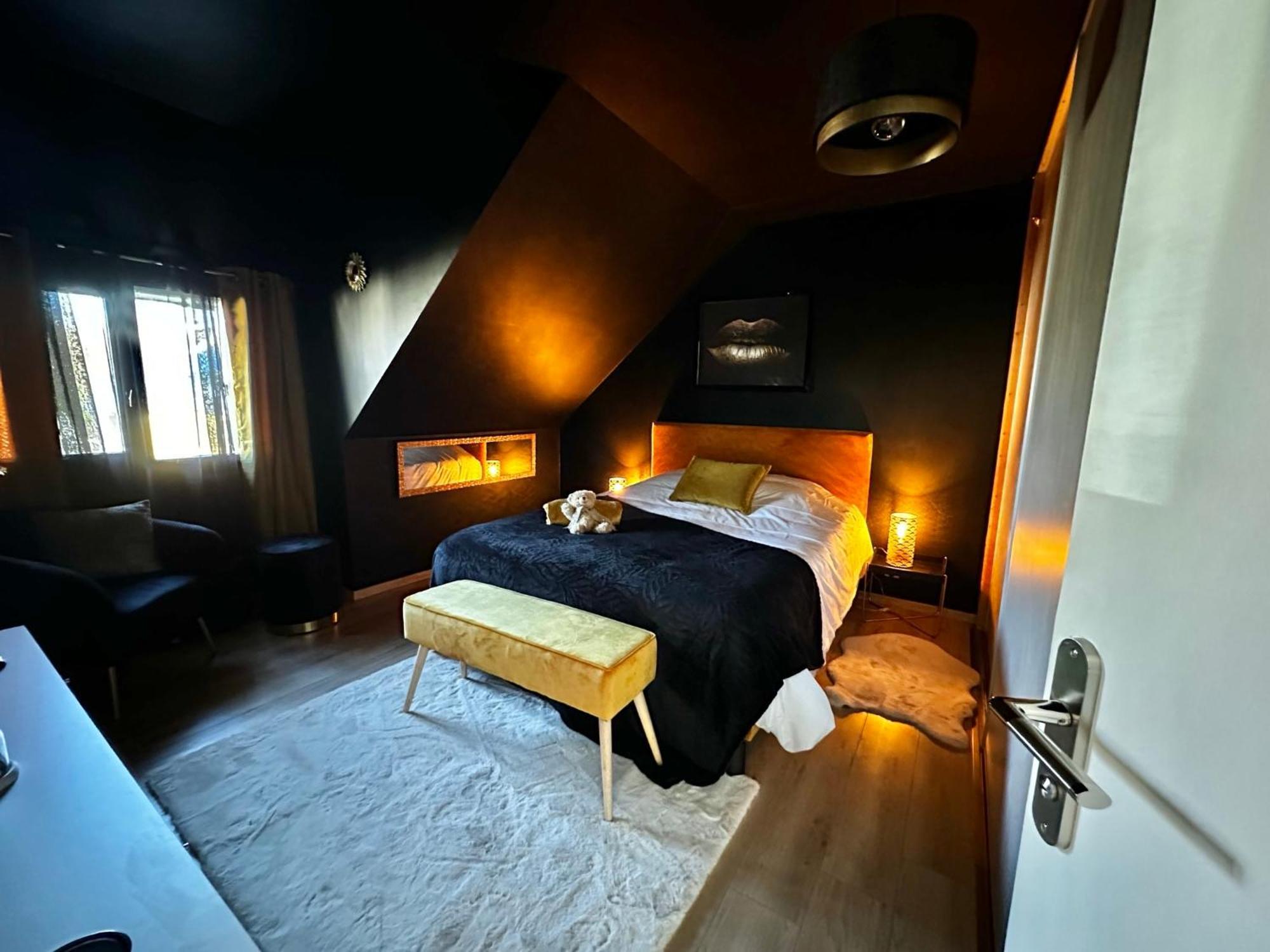 Les Temps Heureux Exclusivement Familles Villa แก็งแปร์ ภายนอก รูปภาพ